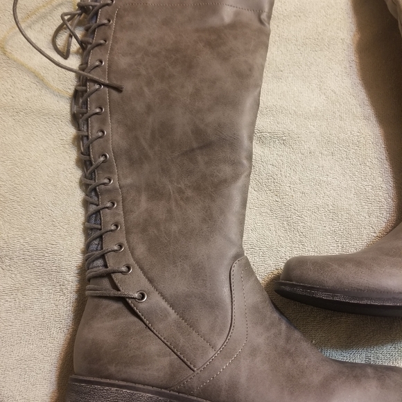 Just Fab Riding Boots size 5.5 - Picture 2 of 8
